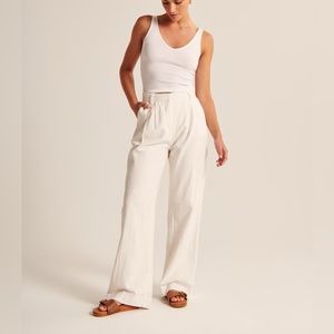 Abercrombie white linen blend trouser